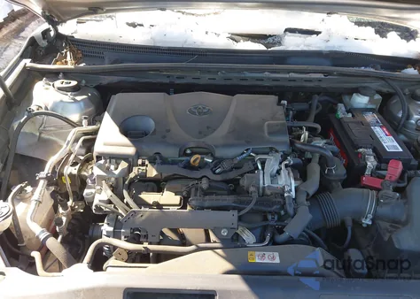 2019 Toyota Camry Le from USA, damaged, VIN 4T1B11HK6KU688756